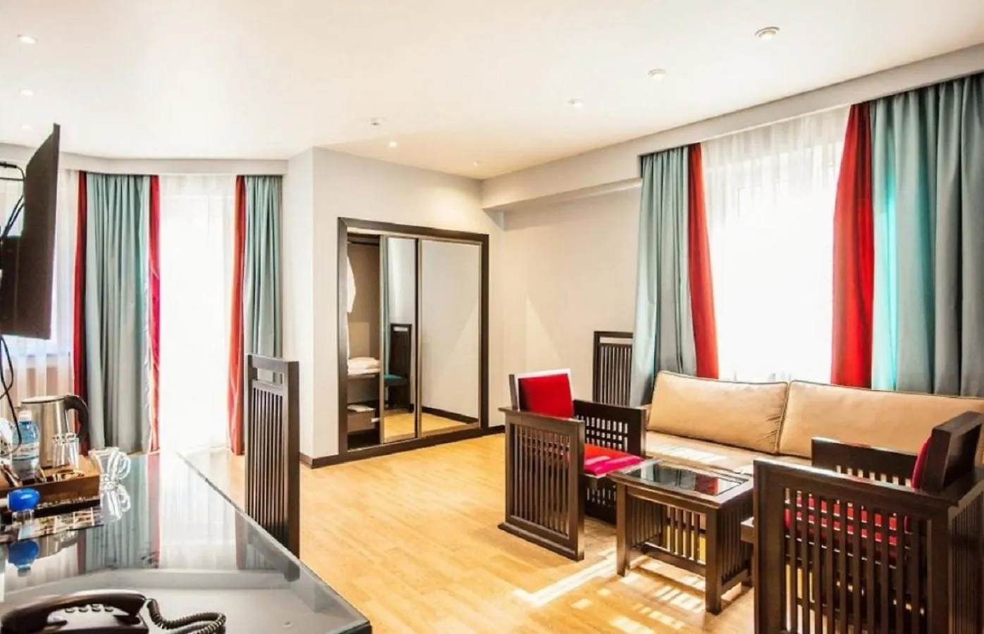 Vitrage Hotel باكو
