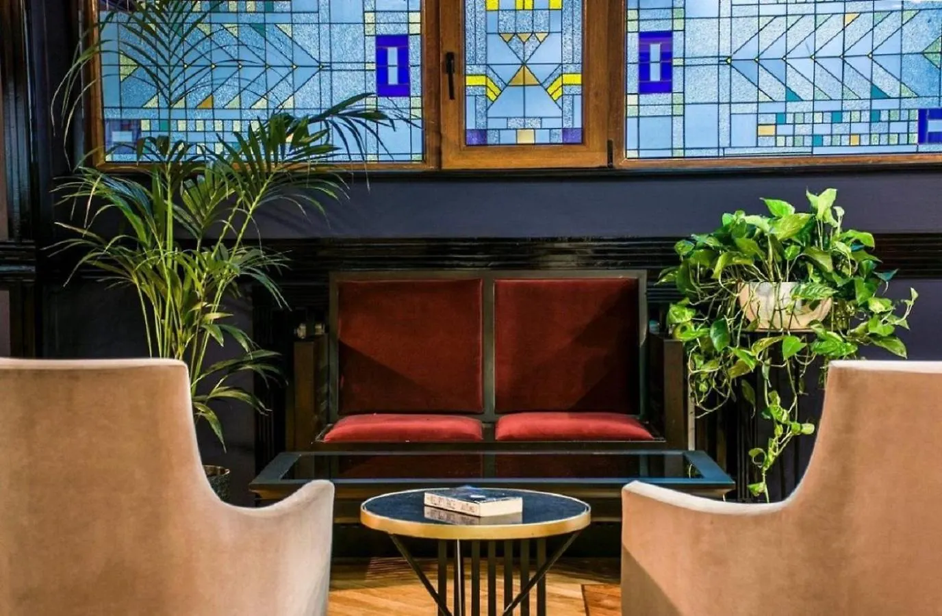 Vitrage Hotel باكو