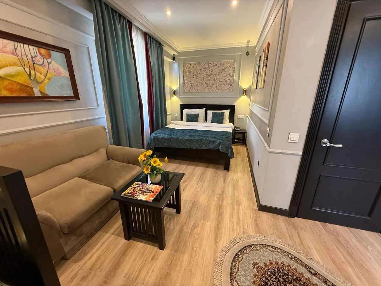 Vitrage Hotel باكو 4*,