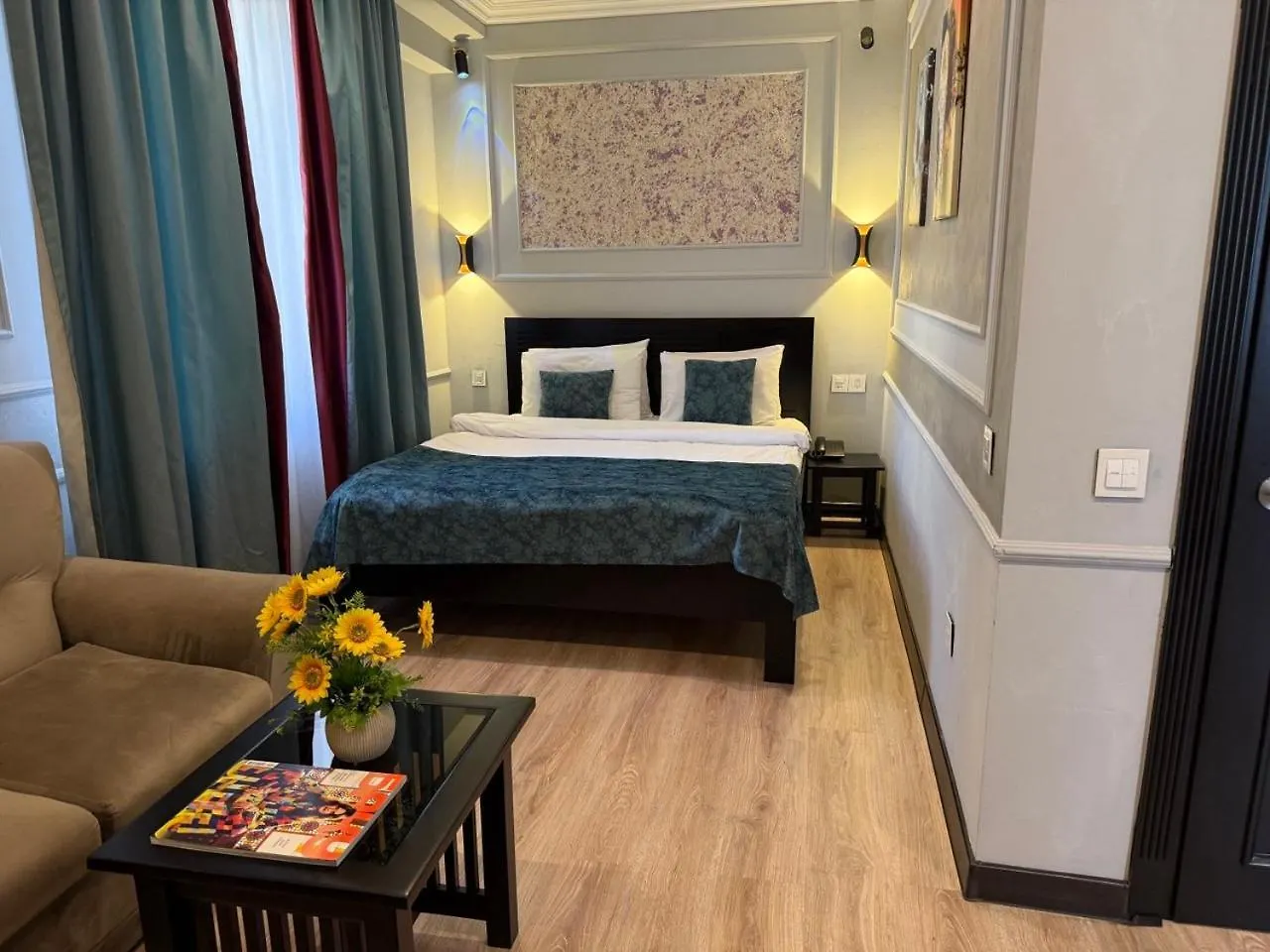 Vitrage Hotel باكو