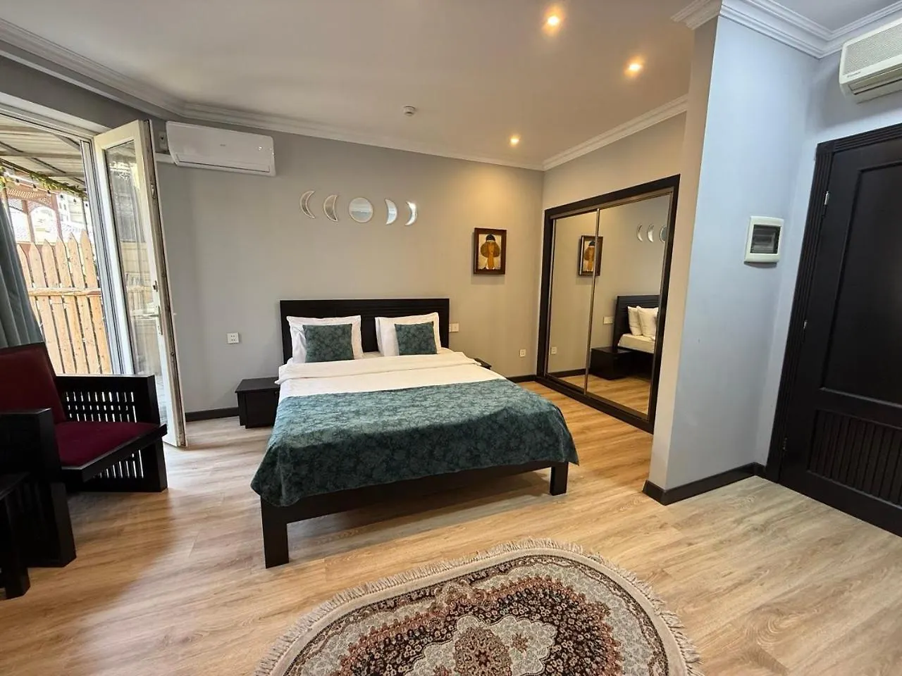 Vitrage Hotel باكو