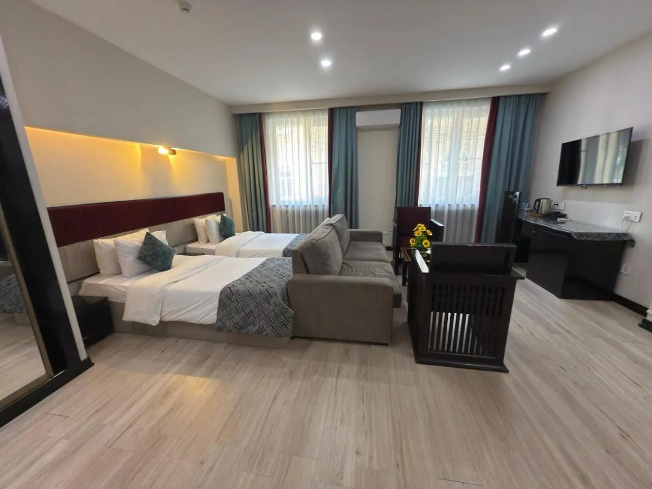 Vitrage Hotel Baku